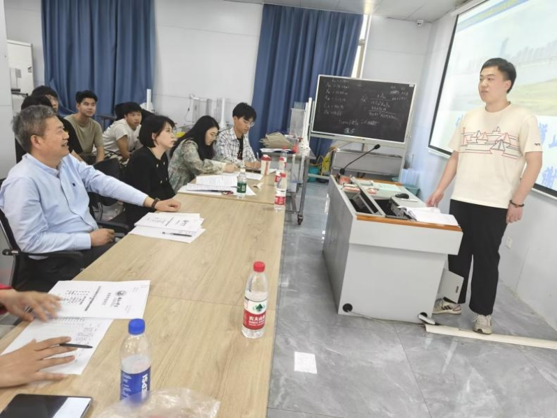 建筑与环境工程学院开展2025届水利水电工程专业毕业生首次毕业论文(设计)答辩_学院动态_南昌工学院-建筑与环境工程学院